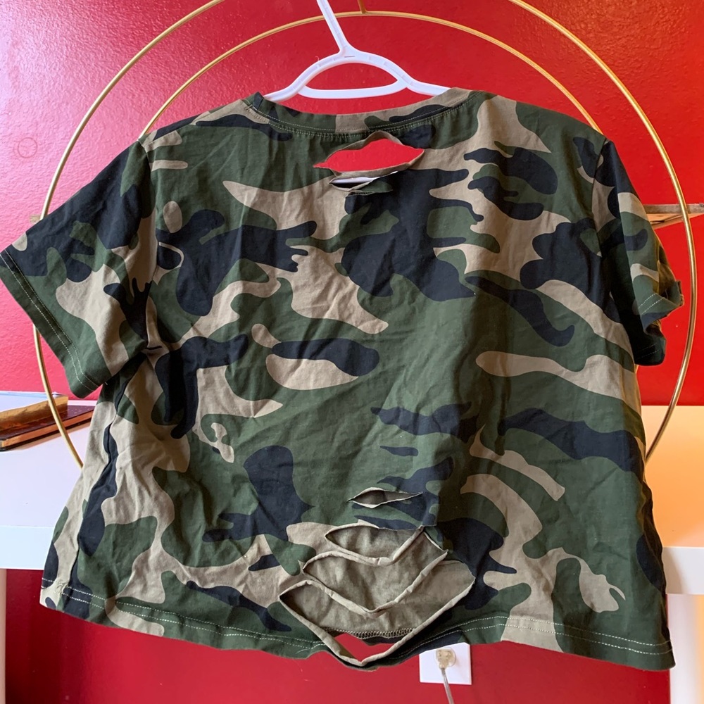 crop top